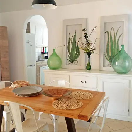 La Samia Торричелла